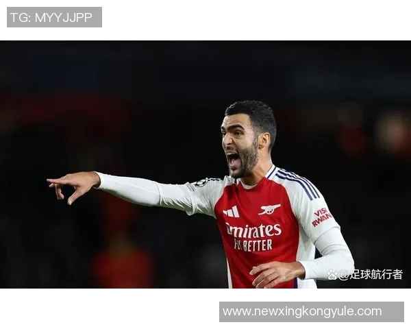 希曼表示更倾向于让约克雷斯踢前锋而非梅里诺担任伪九号位