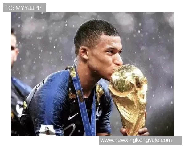 舍甫琴科盛赞姆巴佩称其金球奖指日可待是当代顶尖球员之一