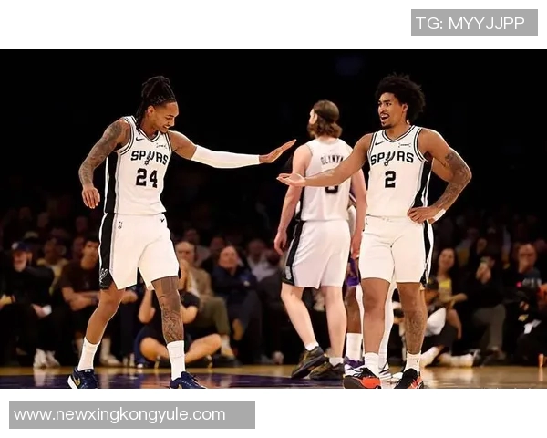 哈珀出战25分钟表现抢眼马刺在他带领下豪取四连胜